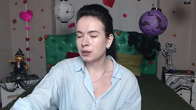 JasmineKouch online show from 11-16-25, 07:02