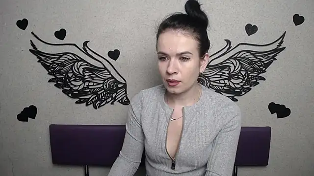 JasmineKouch online show from 12-05-25, 06:28