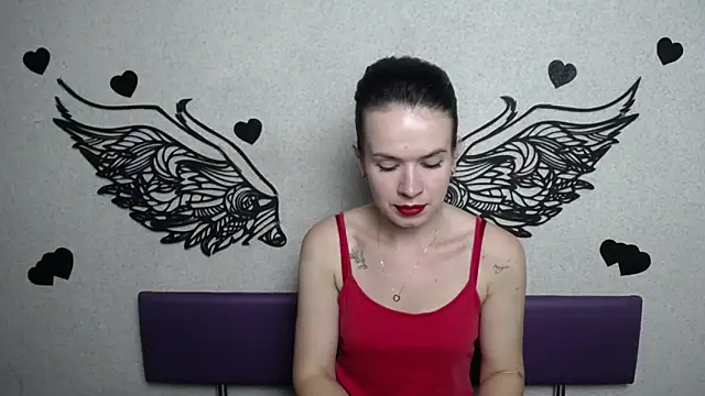 JasmineKouch online show from 09-19-25, 05:28