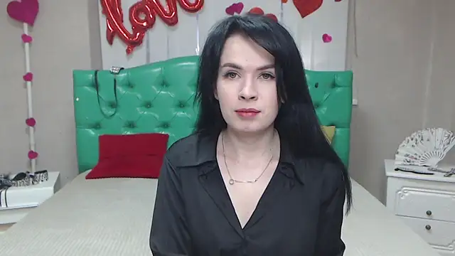Snapshot of JasmineKouch chatting on 05-03-26, 06:18 JasmineKouch online show from 05-03-26, 06:18