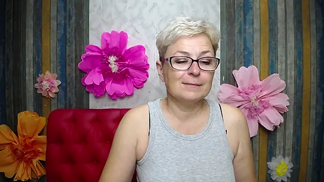 EmiliaGree online show from 09-24-25, 05:08