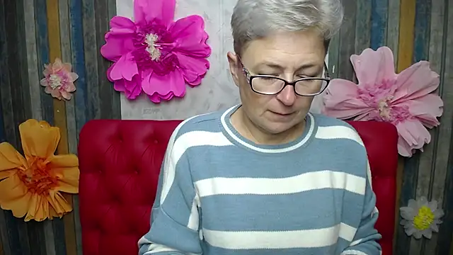 EmiliaGree online show from 10-17-25, 11:12