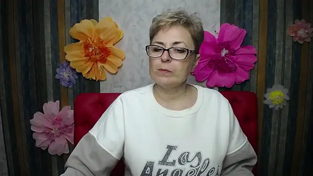 EmiliaGree online show from 04-24-26, 05:04