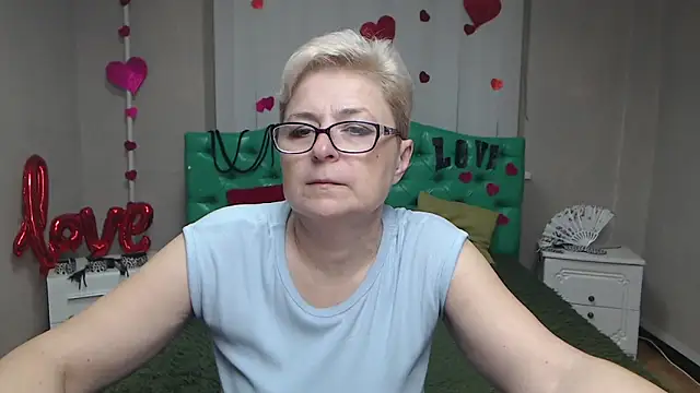 EmiliaGree online show from 11-26-25, 06:08