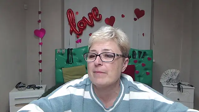 EmiliaGree online show from 10-07-25, 05:03