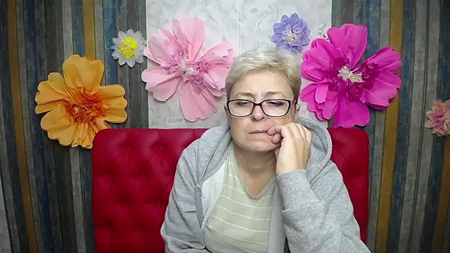 EmiliaGree online show from 12-05-25, 06:17