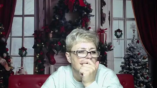 EmiliaGree online show from 01-12-26, 06:04