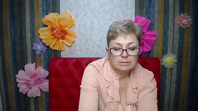 EmiliaGree online show from 04-18-26, 07:07