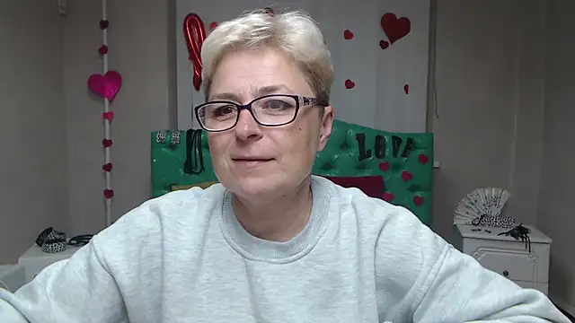EmiliaGree online show from 10-05-25, 05:03