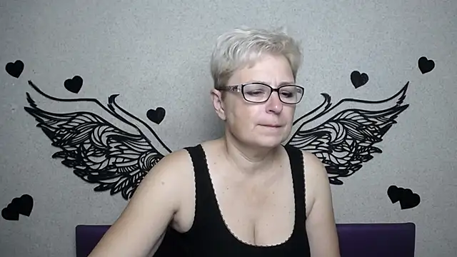 EmiliaGree online show from 09-16-25, 05:14