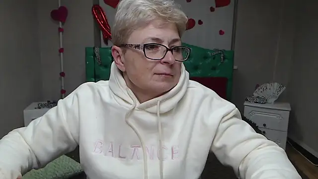 EmiliaGree online show from 02-05-26, 08:26