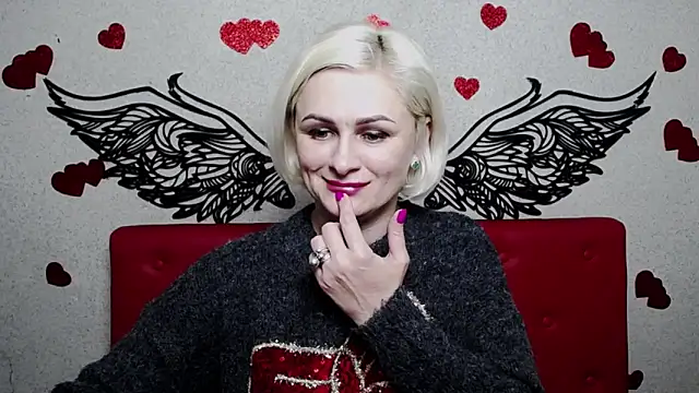 Snapshot of OliviaHorst chatting on 02-26-25, 04:16 OliviaHorst online show from 02-26-25, 04:16