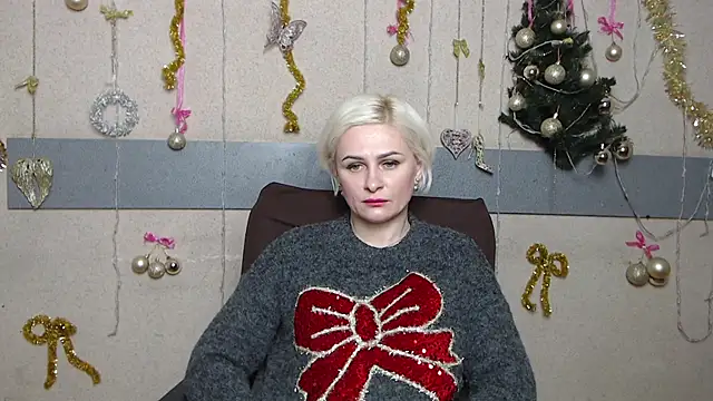 OliviaHorst online show from 12-14-25, 06:24