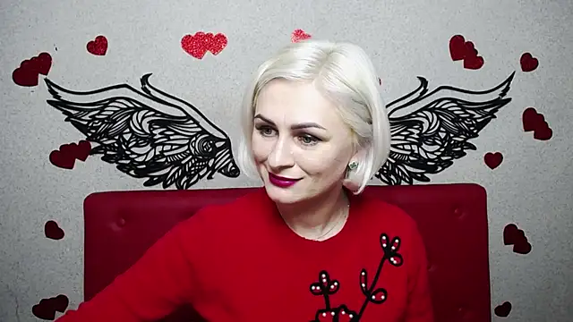 Snapshot of OliviaHorst chatting on 02-13-25, 09:30 OliviaHorst online show from 02-13-25, 09:30