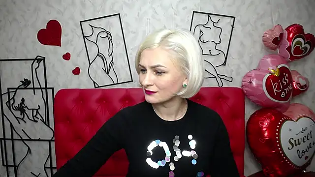Snapshot of OliviaHorst chatting on 02-15-25, 10:22 OliviaHorst online show from 02-15-25, 10:22