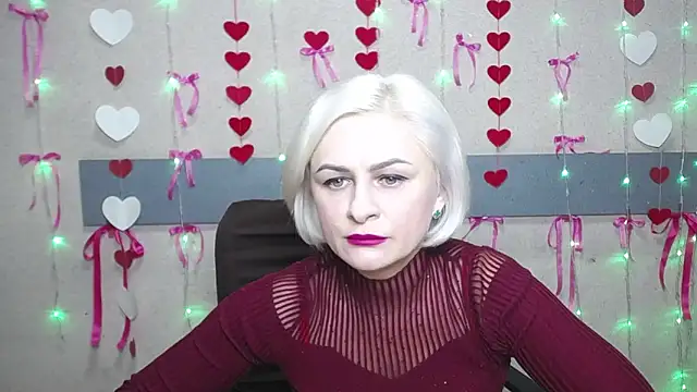 Snapshot of OliviaHorst chatting on 02-12-25, 06:08 OliviaHorst online show from 02-12-25, 06:08