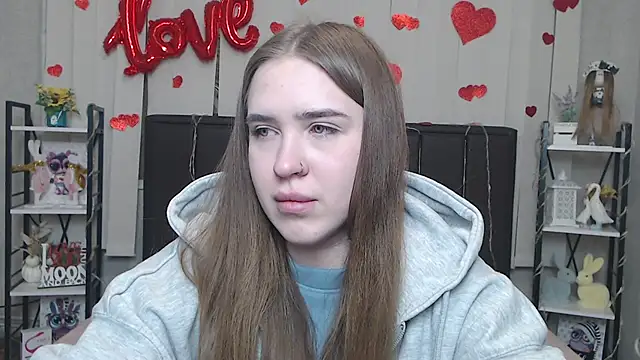 Snapshot of LauraHlot chatting on 02-06-26, 09:33 LauraHlot online show from 02-06-26, 09:33