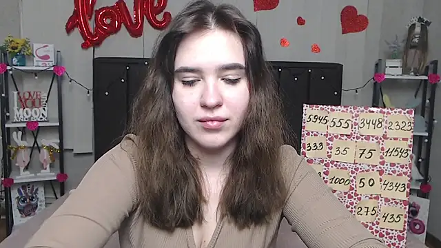 LauraHlot online show from 02-28-25, 12:54