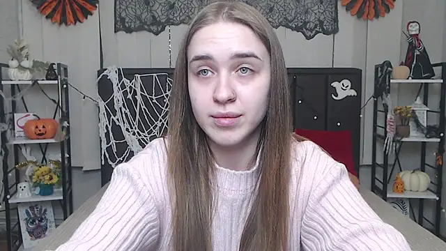 LauraHlot online show from 11-01-25, 06:51