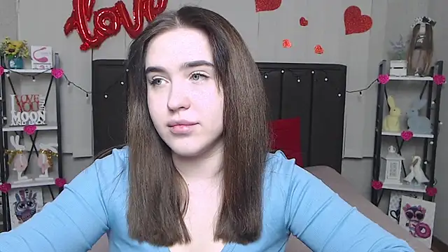 LauraHlot online show from 02-26-25, 09:20