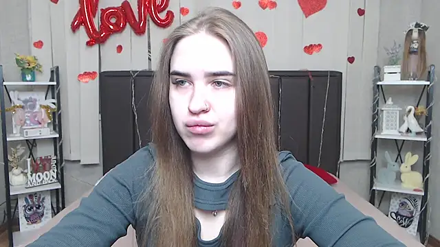 LauraHlot online show from 03-28-26, 06:42