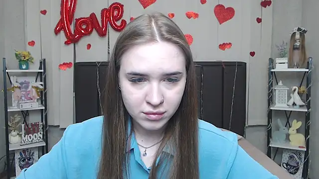 LauraHlot online show from 03-23-26, 06:35