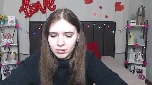LauraHlot online show from 03-22-25, 06:33