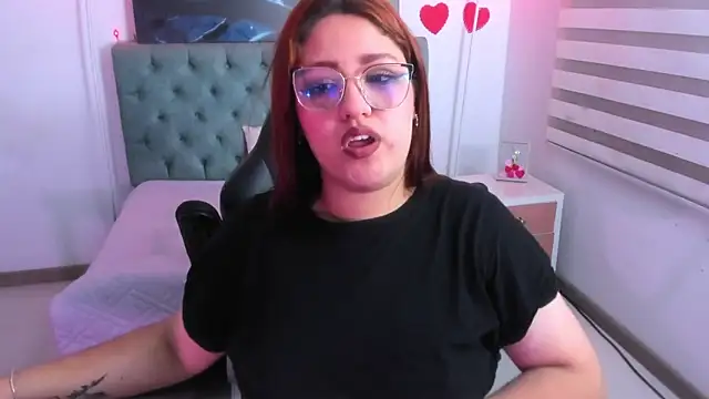 Camiila Osorio online show from 02-25-25, 06:47
