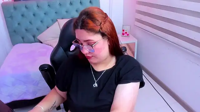 Camiila Osorio online show from 03-12-25, 06:40