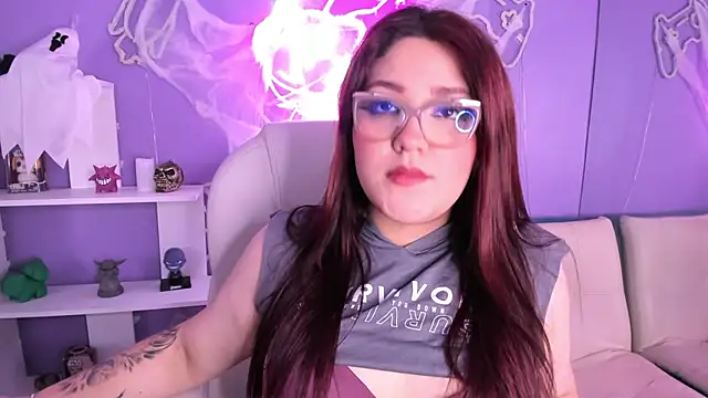 Camiila Osorio online show from 10-29-25, 07:35