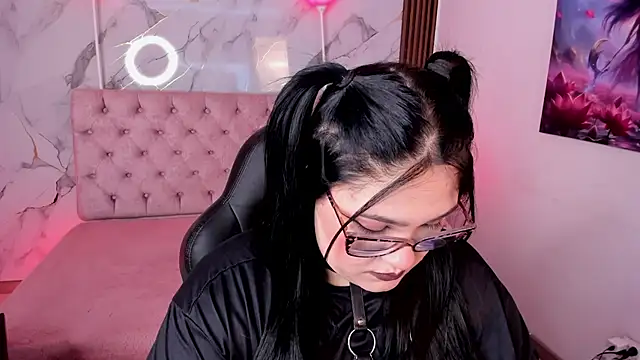 Camiila Osorio online show from 03-18-26, 07:59