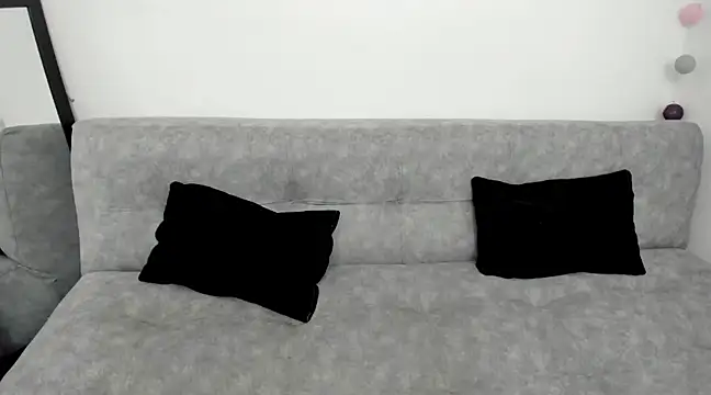 Sofiskies online show from 03-21-25, 03:55