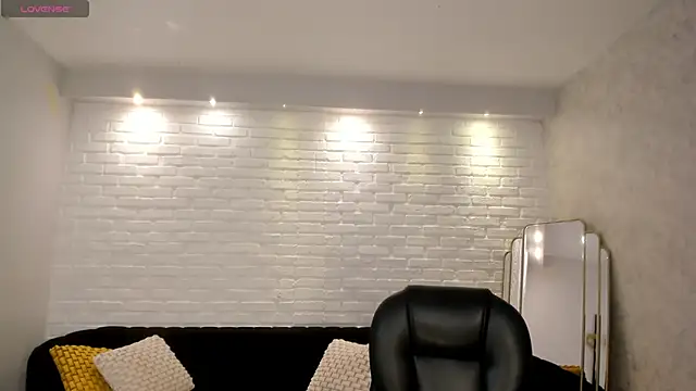 ValeriaVelvet online show from 11-15-25, 12:09