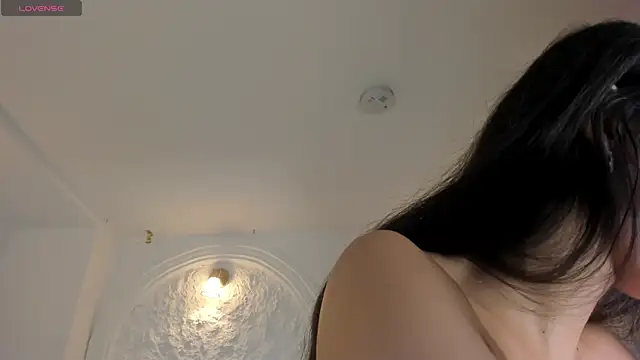 ValeriaVelvet online show from 04-17-26, 12:08