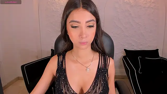 ValeriaVelvet online show from 05-05-26, 12:19