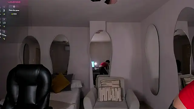 ValeriaVelvet online show from 04-03-26, 12:00