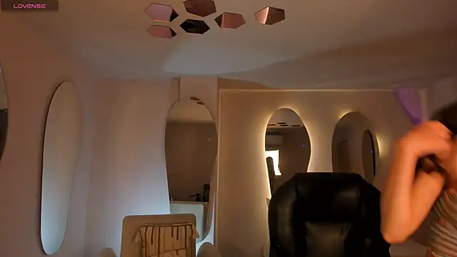 ValeriaVelvet online show from 02-05-26, 12:12