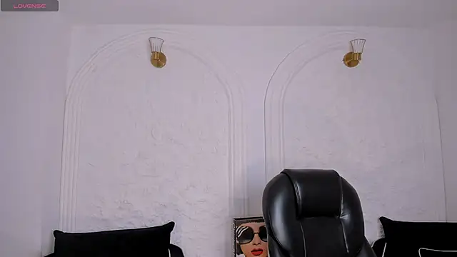 ValeriaVelvet online show from 06-10-26, 12:06