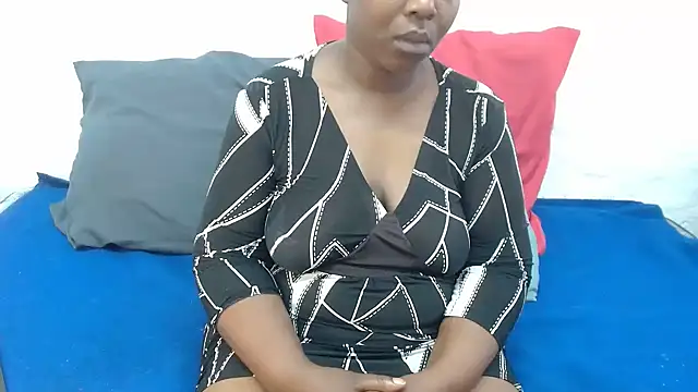 Thickchocolatex2 online show from 11-06-25, 06:17