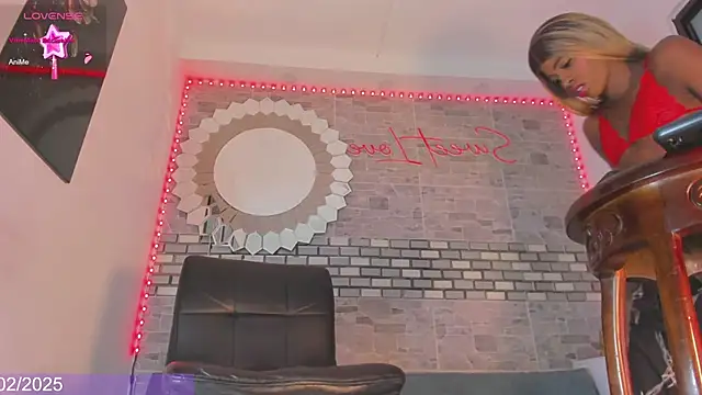 Snapshot of Karla-Ebony chatting on 02-28-25, 01:25 Karla-Ebony online show from 02-28-25, 01:25