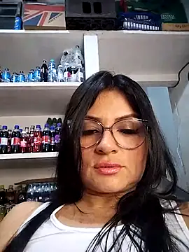 Linda Lars online show from 11-07-25, 03:22