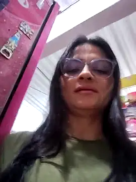 Linda Lars online show from 03-11-26, 02:49