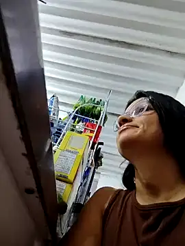 Linda Lars online show from 04-12-26, 03:10