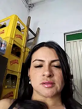 Linda Lars online show from 10-04-25, 03:19