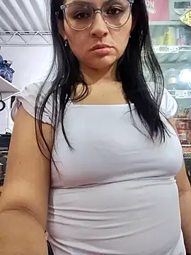 Linda Lars online show from 03-28-26, 02:34