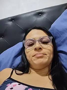 Linda Lars online show from 04-15-26, 03:12