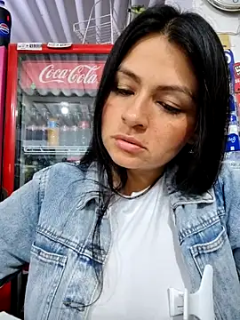 Linda Lars online show from 04-07-26, 02:24