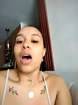 MarieLeon online show from 12-26-24, 10:09