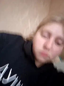 Snapshot of AnastasiaSky19 chatting on 10-06-25, 01:12 AnastasiaSky19 online show from 10-06-25, 01:12