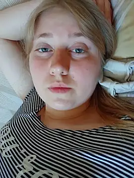 Snapshot of AnastasiaSky19 chatting on 05-24-26, 06:35 AnastasiaSky19 online show from 05-24-26, 06:35